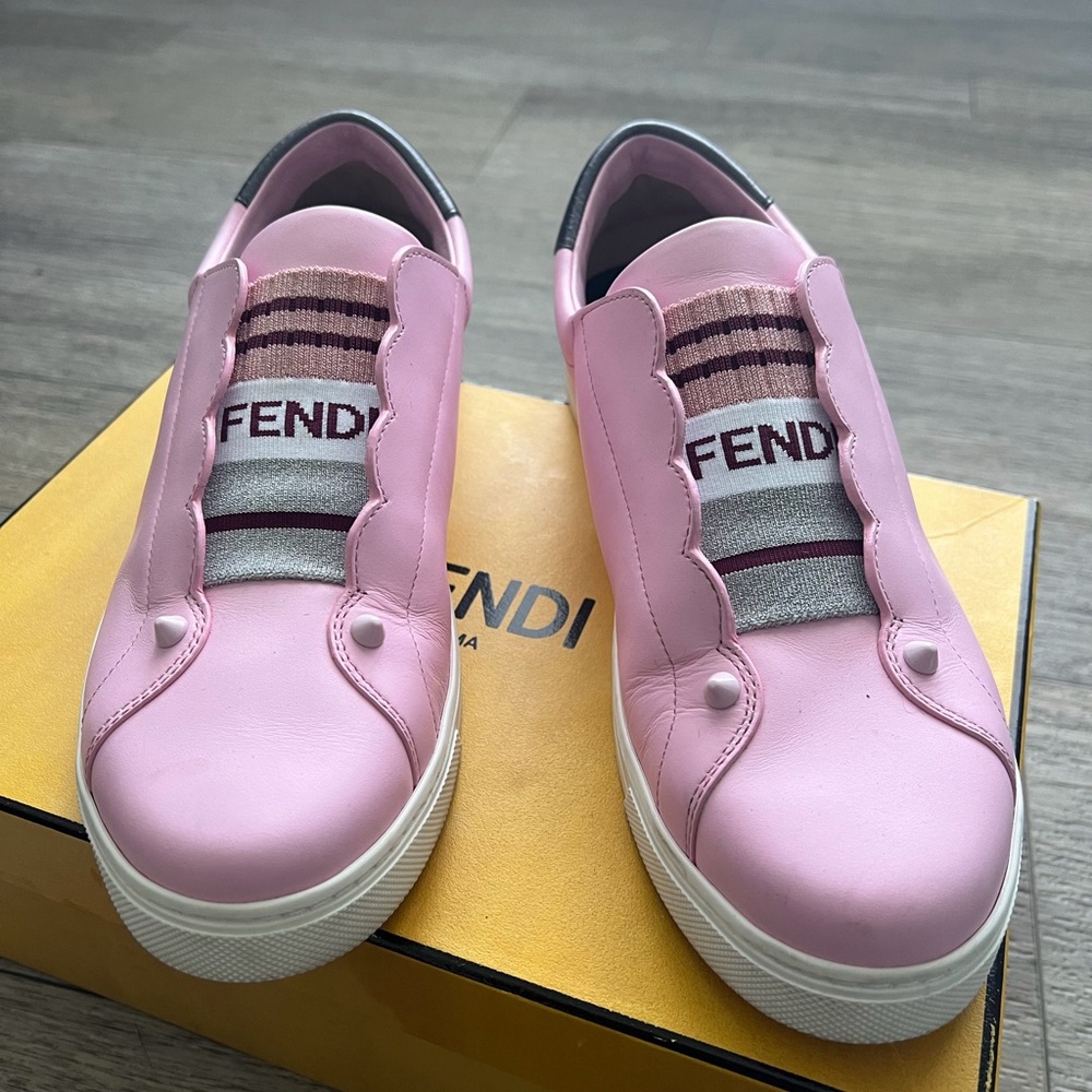 Fendi Women's Pink and Gray Sneakers - Picture 2 of 6